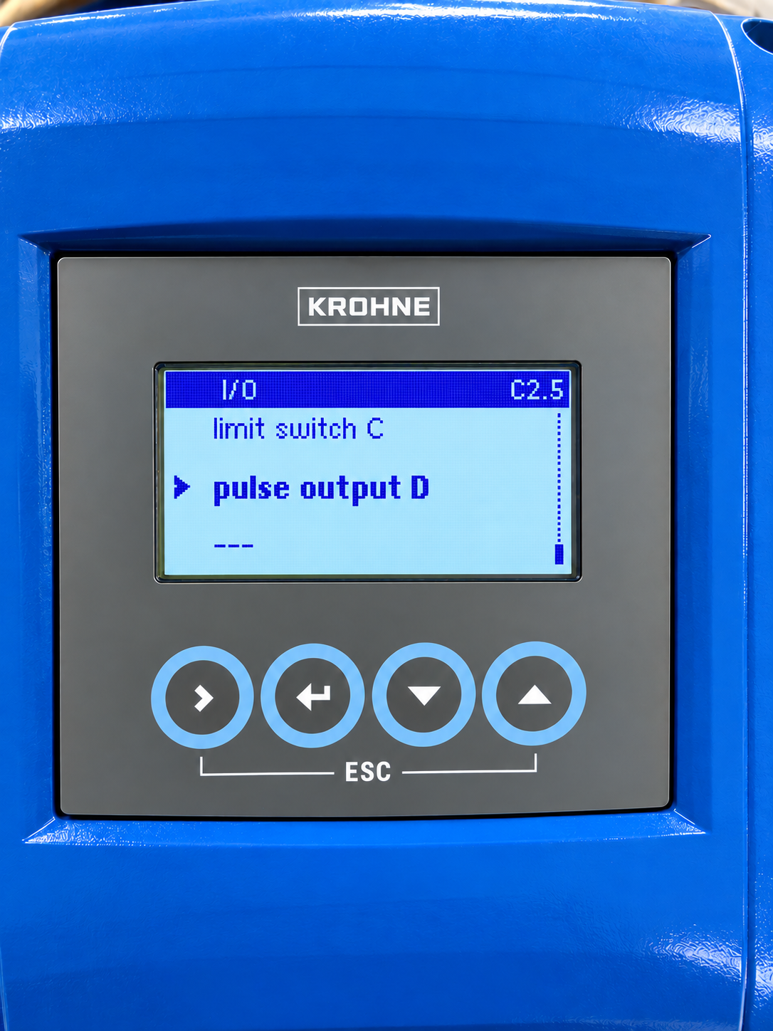 Écran d'un débitmètre Krohne affichant la sortie pulse output D dans le menu I/O